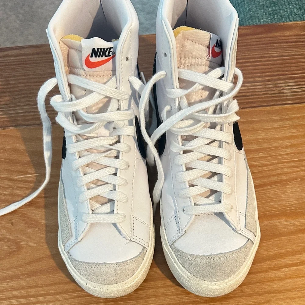 Nike White High-Top Sneakers with Black Swoosh - Women’s Casual Shoes - Picture 2 of 5